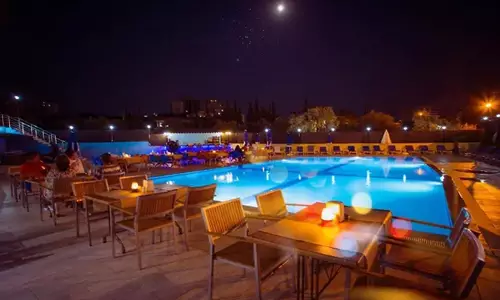 هتل بلمار کوش آداسی